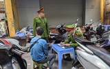 Công an quận Hoàn Kiếm xử lý bãi trông giữ xe 
