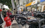 Công an quận Hoàn Kiếm xử lý bãi trông giữ xe 