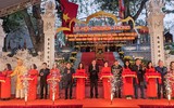 Màn quay kiệu độc đáo của nữ trung niên làng hoa lâu đời nhất nhì Thủ đô