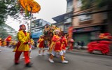 Màn quay kiệu độc đáo của nữ trung niên làng hoa lâu đời nhất nhì Thủ đô
