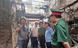 Phó Thủ tướng kiểm tra hiện trường, chỉ đạo khắc phục hậu quả vụ cháy ở Trung Kính