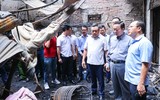 Phó Thủ tướng kiểm tra hiện trường, chỉ đạo khắc phục hậu quả vụ cháy ở Trung Kính
