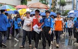 Thí sinh đầy tự tin khi hoàn thành bài thi môn Toán tuyển sinh lớp 10 Hà Nội 