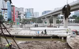 Sân khấu và khán đài ngoài trời lộ diện sau 8 tháng cải tạo hồ Hoàng Cầu