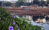 Hình ảnh mới nhất về đập dâng đầu tiên được xây trên sông Tô Lịch