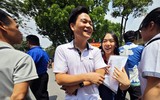 Cảm xúc trái ngược của thí sinh sau khi hoàn thành bài thi môn Toán