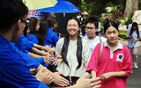 Cảm xúc trái ngược của thí sinh sau khi hoàn thành bài thi môn Toán