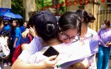 Cảm xúc trái ngược của thí sinh sau khi hoàn thành bài thi môn Toán