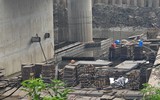 Cận cảnh đài vọng cảnh tại đập dâng đầu tiên trên sông Tô Lịch