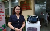 Độc đáo robot làm nhân viên AI phục vụ hành chính công tại Hà Nội