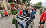 Công an Hà Nội xoa dịu nỗi đau chất độc da cam với nghĩa tình chạm vào trái tim