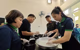 Công an Hà Nội xoa dịu nỗi đau chất độc da cam với nghĩa tình chạm vào trái tim