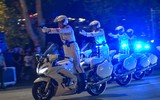 Mãn nhãn màn trình diễn cực kỳ ấn tượng của lực lượng Cảnh vệ CAND bên hồ Gươm