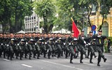 Mãn nhãn màn tổng duyệt diễu binh, diễu hành của CATP Hà Nội cho Ngày hội vì Thủ đô bình yên bên hồ Gươm