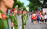 Người dân dành tình cảm đặc biệt cho lực lượng Công an Thủ đô bảo vệ sự kiện A80