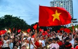 Hình ảnh ấn tượng tình cảm ấm áp quân với dân ở giữa lòng Thủ đô