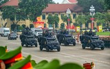 Hình ảnh đoàn khí tài, phương tiện hiện đại của CAND xuất quân bảo vệ 80 năm Quốc khánh