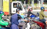 Cận cảnh loạt camera công nghệ AI mới được lắp đặt ở Hà Nội để xử phạt vi phạm giao thông