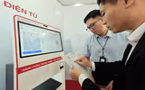 Cận cảnh kiosk thông minh chứng thực điện tử chỉ mất 3 đến 5 phút ở Hà Nội