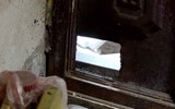 Đột kích “boongke” ma túy, bắt giữ 2 