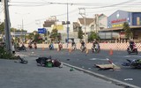 Hiện trường vụ xe ô tô mất lái tông một loạt xe máy, 1 người tử vong