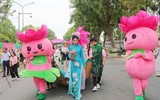 Những hình ảnh độc đáo tại lễ hội hoa sen Đồng Tháp
