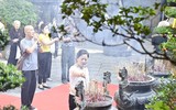 Không khí Đại lễ Phật đản trang nghiêm tại chùa Quán Sứ
