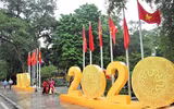 Phố phường rực rỡ chào mừng 1010 năm Thăng Long - Hà Nội