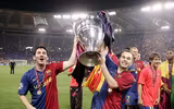 10 khoảnh khắc biểu tượng của Messi tại Barca