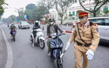Ngày đầu áp dụng nộp phạt trực tuyến khi vi phạm giao thông