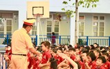 Học sinh Hà Nội hào hứng tìm hiểu về an toàn giao thông