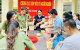 Mang yêu thương đến với bệnh nhân nghèo