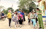 Tuyên truyền chuyển đổi số lưu động cho đồng bào dân tộc