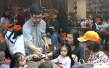 Về Đường Lâm trải nghiệm làm tranh sơn mài 