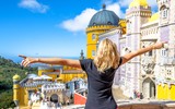 Lâu đài phủ sương, đẹp như trong chuyện cổ tích 