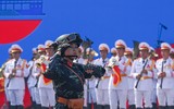 Toàn cảnh lễ diễu binh, diễu hành kỷ niệm 50 năm Giải phóng miền nam, thống nhất đất nước