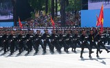Toàn cảnh lễ diễu binh, diễu hành kỷ niệm 50 năm Giải phóng miền nam, thống nhất đất nước