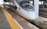 Khám phá đoàn tàu bí ẩn, chạy hàng đêm ở Trung Quốc