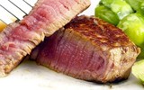Những loại thực phẩm nguy hiểm vô tình dẫn sán vào người