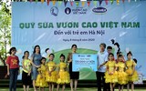“Để mọi trẻ em được uống sữa mỗi ngày” và hành trình xuyên mùa dịch của Quỹ sữa Vươn cao Việt Nam