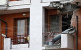 [ẢNH] Dân thường mắc kẹt trong cuộc giao tranh ác liệt giữa Amenia và Azerbaijan