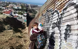 [ẢNH] Bất ngờ với “nghĩa địa” vật liệu xây tường biên giới Mỹ - Mexico