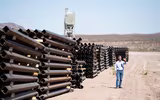 [ẢNH] Bất ngờ với “nghĩa địa” vật liệu xây tường biên giới Mỹ - Mexico