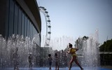 Người dân ‘quay cuồng’ với nhiệt độ cao chưa từng có trong lịch sử nước Anh