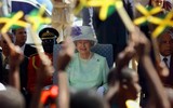 Hình ảnh hiếm về những chuyến công du nước ngoài của Nữ hoàng Anh Elizabeth II