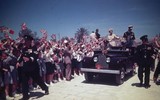Hình ảnh hiếm về những chuyến công du nước ngoài của Nữ hoàng Anh Elizabeth II