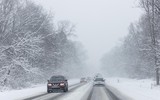 Người dân New York vật lộn trong trận bão tuyết lớn nhất năm 
