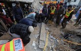 Diễn biến mới nhất vụ đánh bom đền thờ Hồi giáo ở Pakistan khiến 83 người thiệt mạng