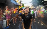 Tưng bừng Lễ hội té nước Songkran tại Thủ đô Bangkok của Thái Lan