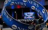 Những nội dung chính trong ‘màn so găng đầu tiên’ giữa 2 ứng viên Donald Trump -Kamala Harris